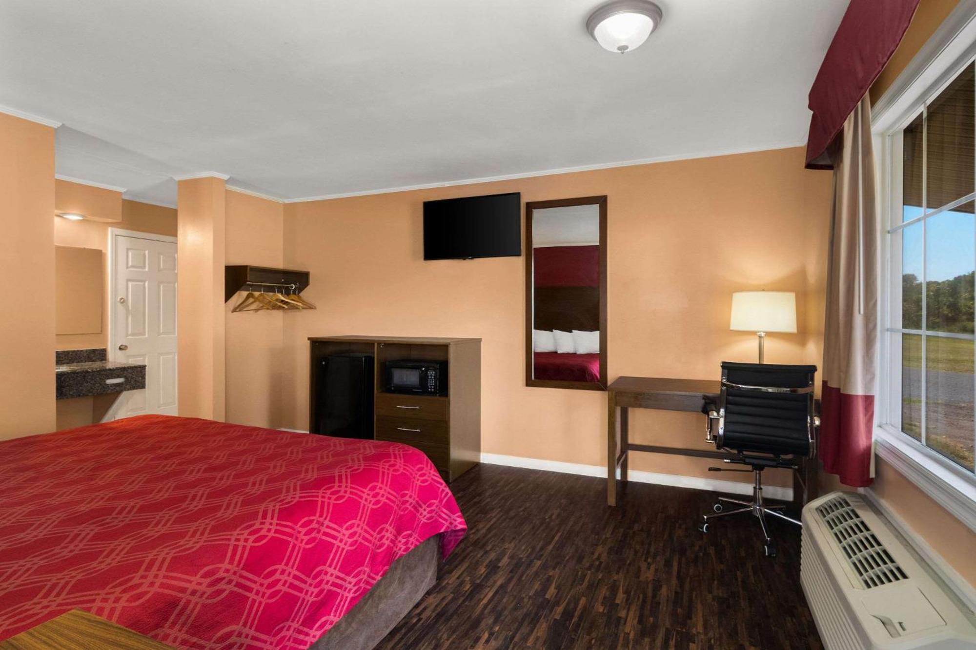 Econo Lodge Cornersville Exterior photo